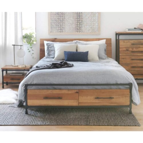 AYDIN - Traditional Style Four Piece Bedroom Set