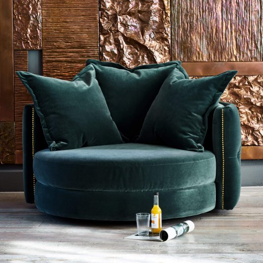 OCEANO - Cuddle Chair With Golden Studding