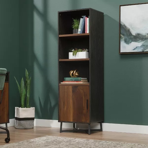 REAS - Industrial Design Bookcase