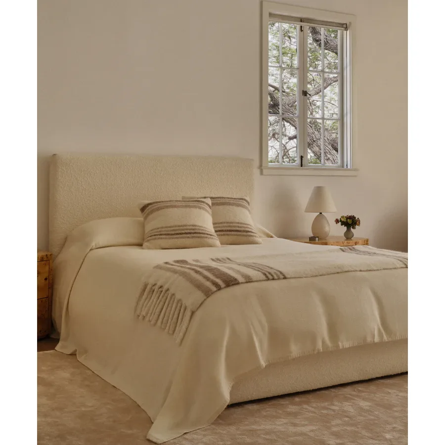 ETHEREAL - Contemporary Style Ivory King Size Bed